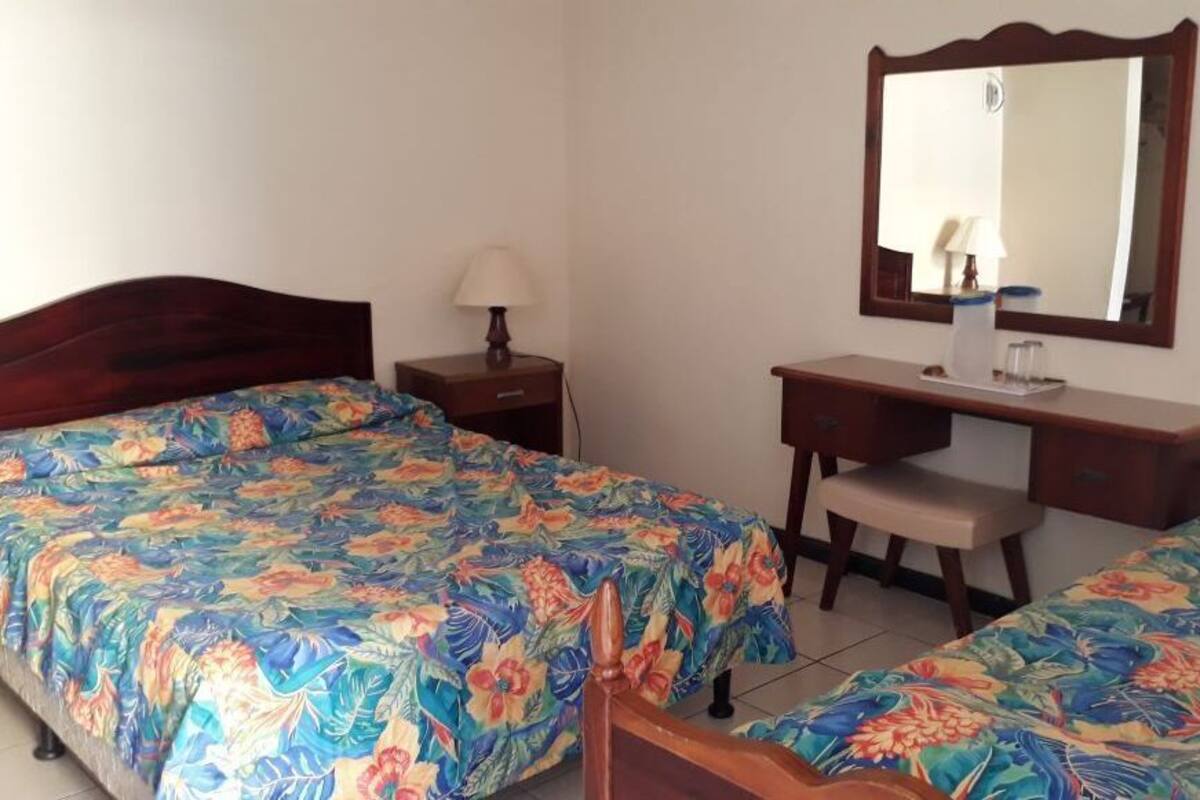 Standard Double Room | In-room safe, iron/ironing board, rollaway beds, free WiFi