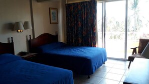Executive Room | In-room safe, iron/ironing board, rollaway beds, free WiFi