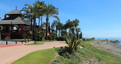 Brandneue 2-Zimmer-Wohnung liegt 5 Minuten von Puerto Banus entfernt