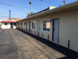 Free self parking - Park Motel (Los Angeles)