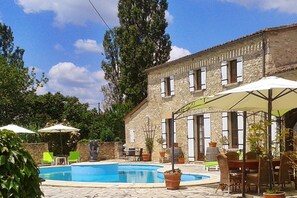 Pool - B&B Maison à votre Santé room Marzelle, Bordeaux wine-region near Saint Emilion (Savignac-De-Duras)