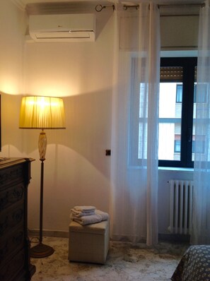 Interior - Centralissimo Bari apartment, overlooking Via Sparano (Bari)