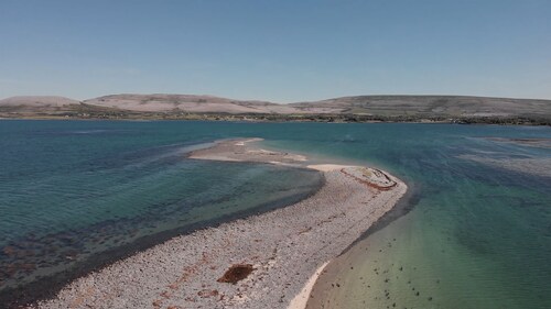 Ylellinen retriitti villillä Atlantin tiellä