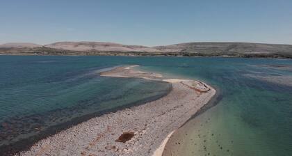 Ylellinen retriitti villillä Atlantin tiellä