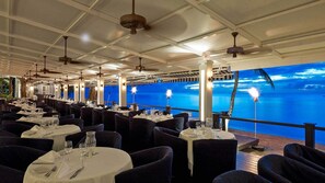 Outdoor dining - Luxury Beachfront Villa - Cook & Housekeeper included (Holetown)