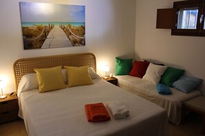 5 Schlafzimmer, Bügeleisen/Bügelbrett, Reisekinderbett, kostenloses WLAN