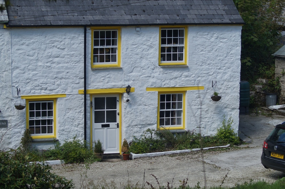 Charmantes, Denkmalgeschütztes Ferienhaus In Einem Weiler, Haustierfreundlich Und Kinderfreundlich - Cornwall