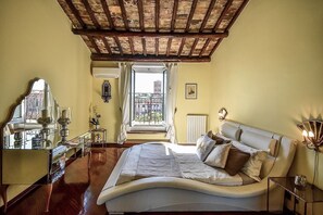 2 camere, ferro/asse da stiro, culla da viaggio, Wi-Fi gratuito