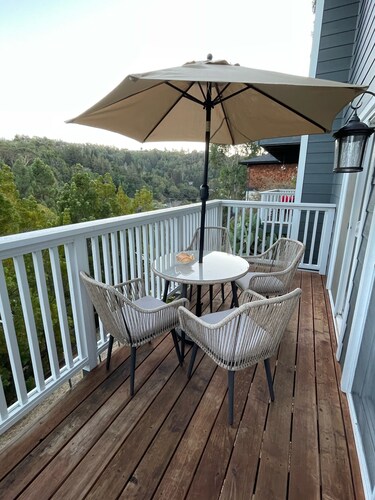 Einfach wunderbar 2 Schlafzimmer mit Kochnische, Grill-Terrasse und großem Balkon 