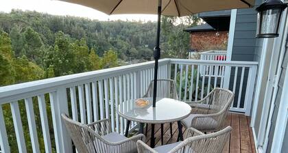 Yksinkertaisesti upea 2 makuuhuone, jossa minikeittiö, grillaus terassi ja suuri parveke