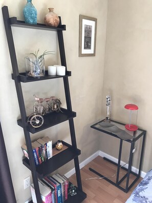 2 bedrooms, desk, iron/ironing board, travel cot