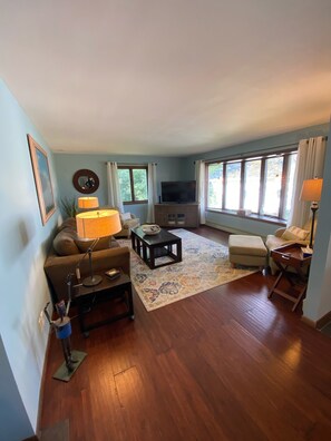 Smart TV, video games, DVD player, books
