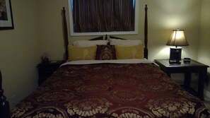 5 bedrooms, iron/ironing board, WiFi, bed sheets