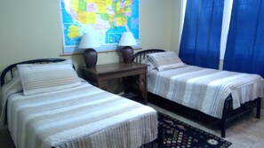 5 bedrooms, iron/ironing board, WiFi, bed sheets