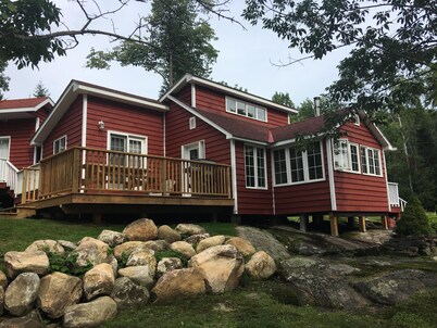 Muskoka Cottage Living 