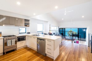 2 Bedroom Apartment 09