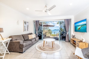 2 Bedroom Apartment 13 | Living area
