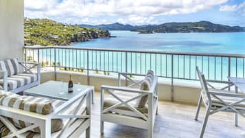 Apartment, 1 Bedroom, Ocean View (1306) | Balcony