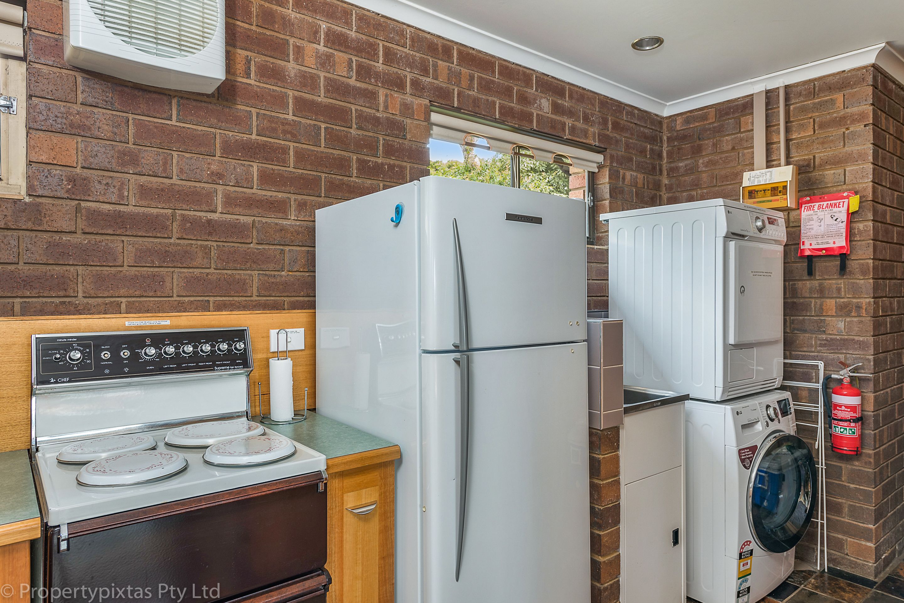 Bay Retreat Port Arthur — image 29