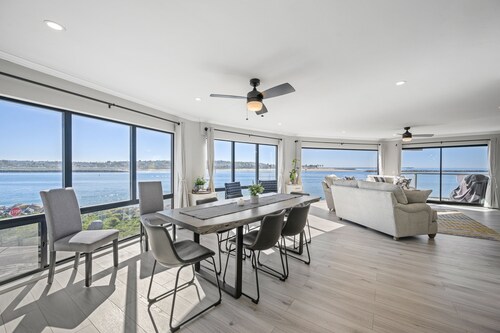 Newly remodeled- Panoramic Views- Last Minute Discount