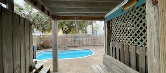 Reduced Rates Aug-Sept Corolla Beach House - Pool & Hot Tub
