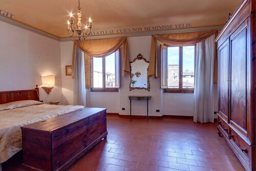 3 bedrooms apartment close to Pitti Palace