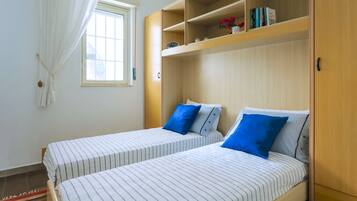 2 Schlafzimmer, Bügeleisen/Bügelbrett, WLAN, Bettwäsche