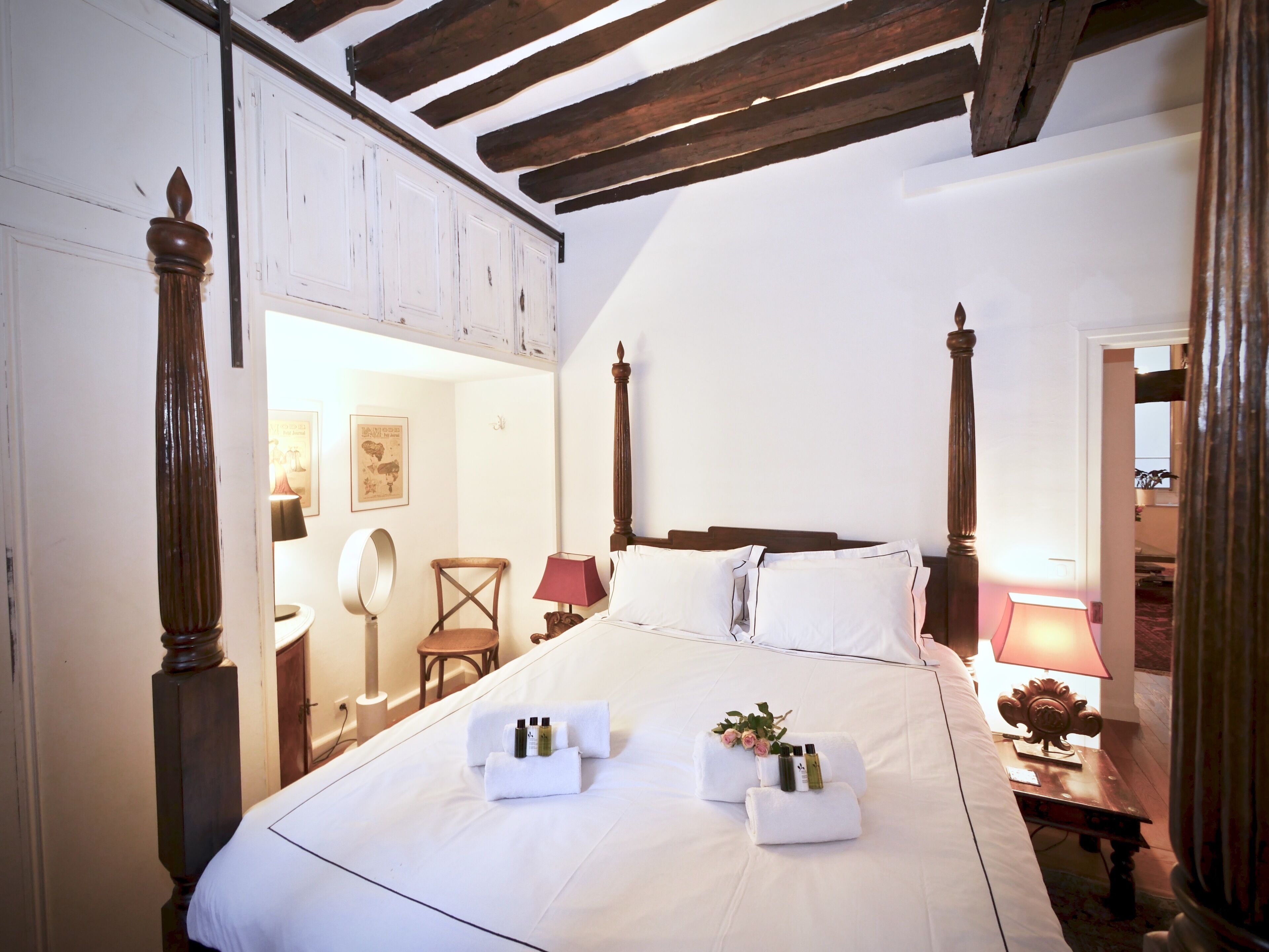 2 bedrooms, iron/ironing board, free WiFi, bed sheets