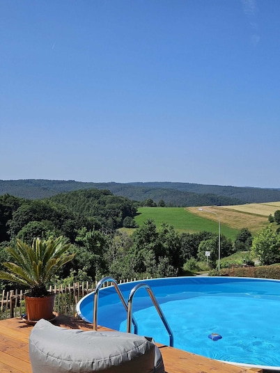 Bright vacation apartment at Landhof Rothenberg - with views of meadows and forests