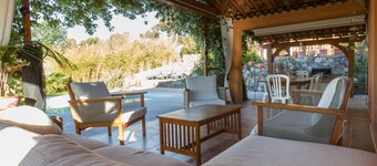 Vicino a Hyères, Villa tra mare e campagna