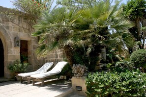 Terrace/patio - CALM - ZENITUDE - ONE OF THE MOST BEAUTIFUL HOUSES OF GOZO (Gharb)