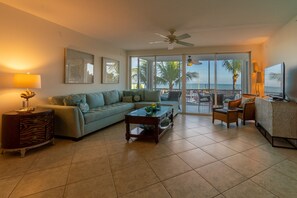 Smart TV, fireplace, DVD player, table tennis - AQUAMARINE OCEANVIEW+””SPECIAL RATES””+
DOCK+POOL+GYM+SPA+”153”5 STAR REVIEWS!!! (Islamorada)