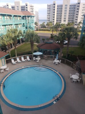 Outdoor pool - Beautiful Condo Steps to the Gulf!  (Gulf Shores)