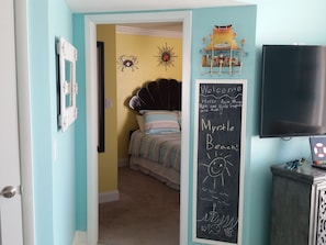 2 chambres, fer et planche à repasser, accès au Wi-Fi (inclus)