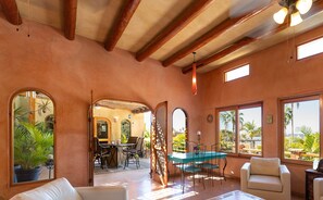 Books, video library, stereo - Magical Beach House with Unforgettable Ocean Views (Todos Santos)