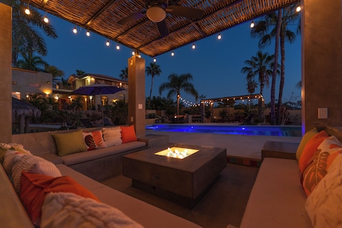 Magical Beach House with Unforgettable Ocean Views