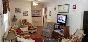 TV, DVD player