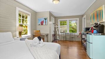 1 chambre, bureau, fer et planche à repasser, Wi-Fi gratuit