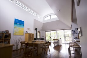 Maison, 5 chambres | Coin séjour | Télévision à écran plat, cheminée, lecteur de DVD