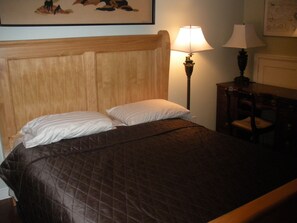 4 Schlafzimmer, Schreibtisch, Bügeleisen/Bügelbrett, kostenloses WLAN