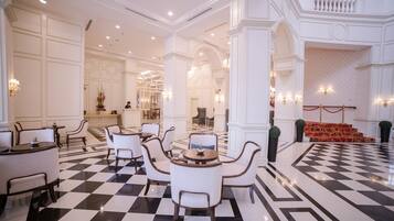 Zona de estar del vestíbulo