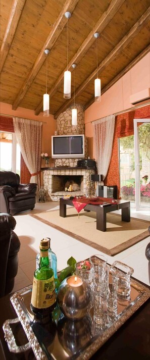 Smart TV, fireplace, video game console, DVD player