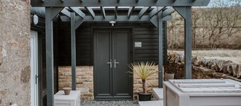 Gatecroft Barn & Spa, Garrigill. Cute, quirky pet friendly barn with private spa