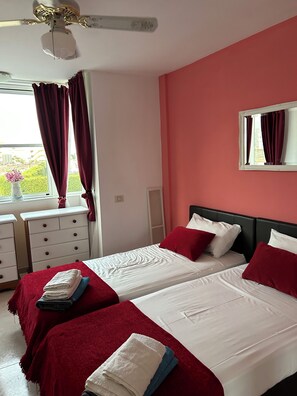 3 bedrooms, in-room safe, iron/ironing board, free WiFi