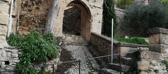 Rent House 80 m2 in village at the foot of the Luberon