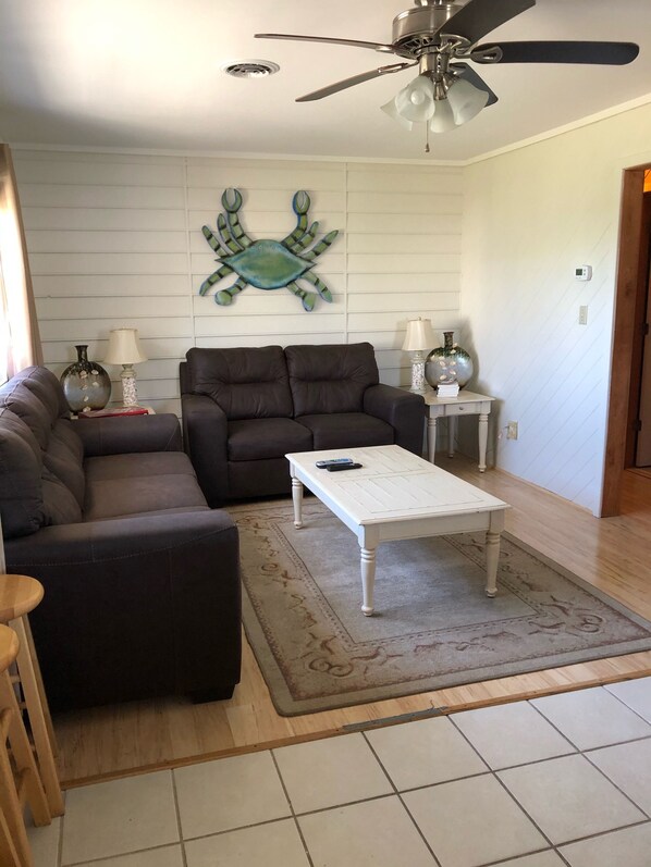 Smart TV, DVD player