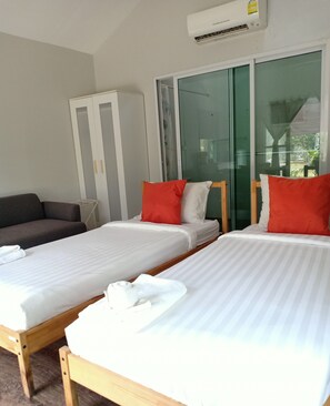 Twin Bungalow | Minibar, desk, laptop workspace, cots/infant beds - Naivacha Tent Koh Mak (Ko Mak)