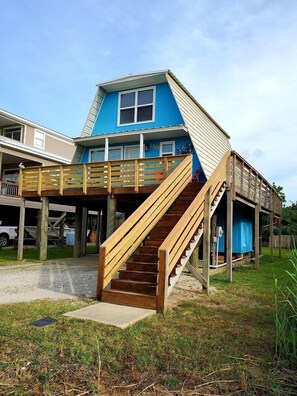 Exterior - SNOWBIRD RENTALS BOOK NOW. Dec open 30 days! Holiday rate. (Dauphin Island)
