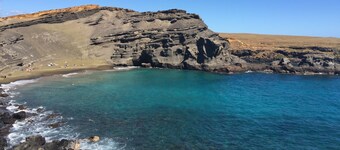 Hau'oli Place - Happy little tiki cottage in Volcano