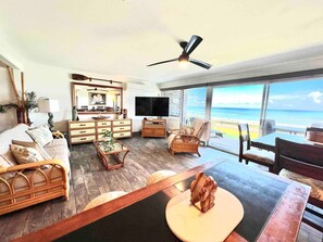 Smart TV, books - A jewel on Oceanfront & Breath Taking Views. (Lahaina)